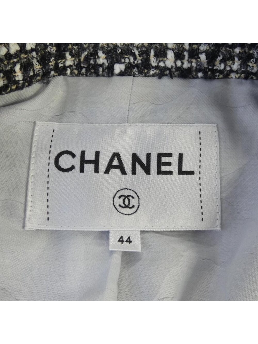 Chanel Jacket Gray - Picture 5 of 7